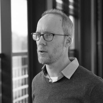 Dr Tim Rayner
