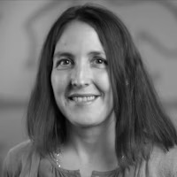 Dr Aline Bompas
