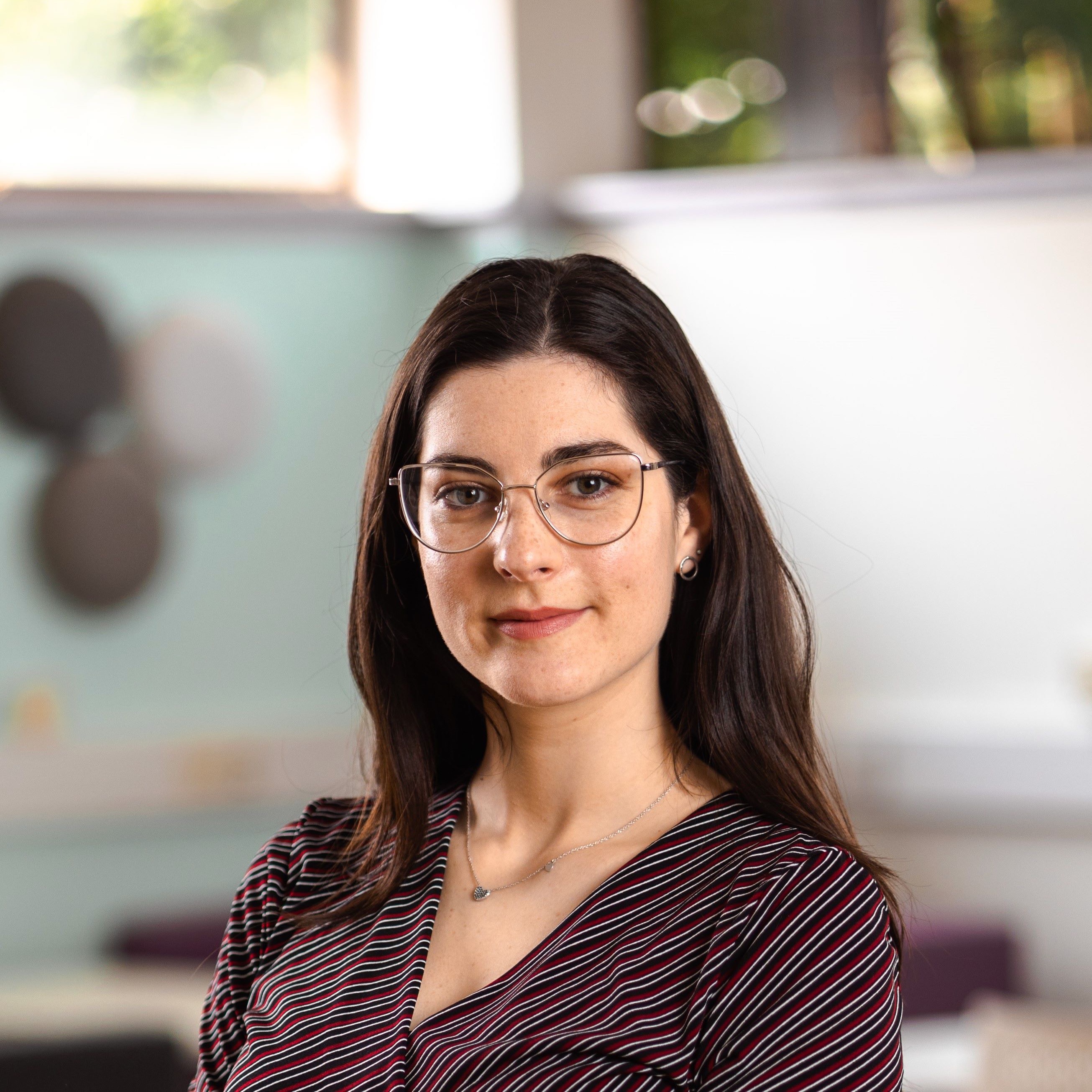 Dr Anca Dobrescu