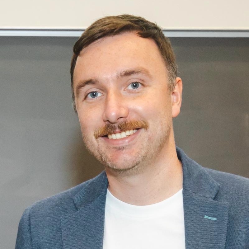 Dr Andrew Lyden
