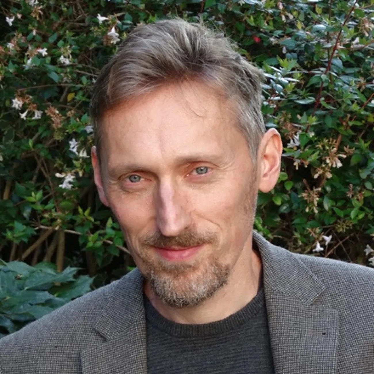 Prof Chris Armstrong
