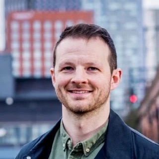 Dr Diarmaid Clery