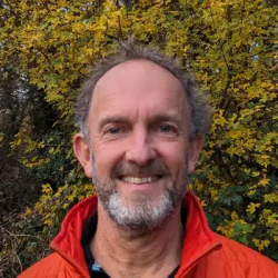 Dr Alister Scott