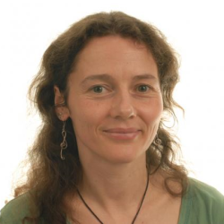 Dr Rebekka Artz