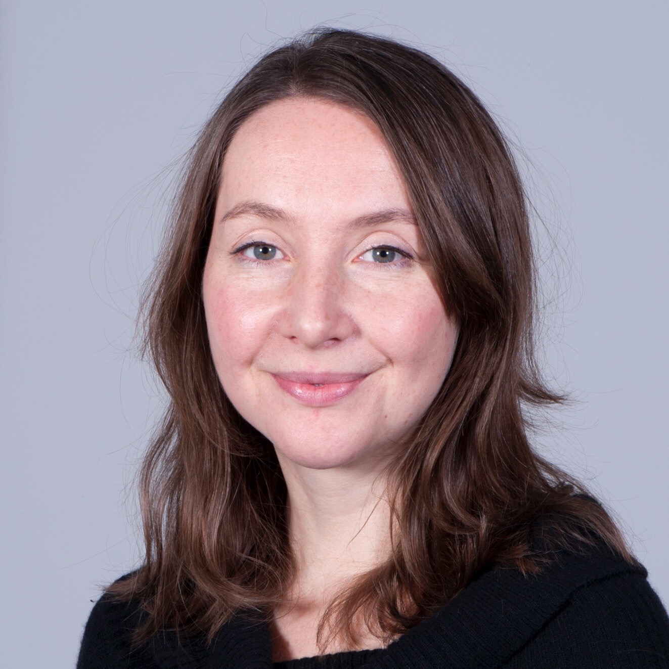 Dr Elizabeth Marks