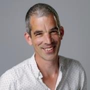 Dr Erik Postma