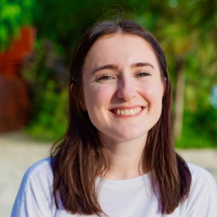 Dr Elle Young