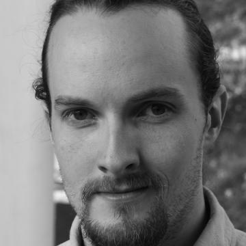 Dr James Graham