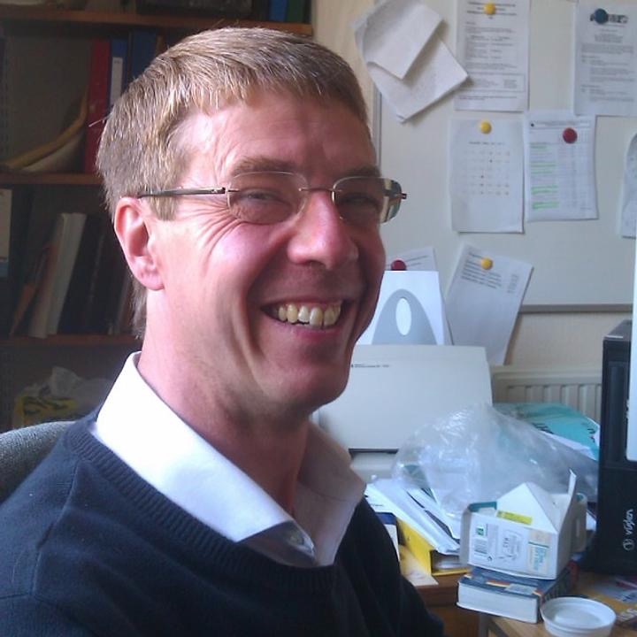 Dr Julian Stander