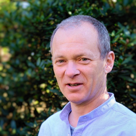 Prof Oliver Phillips FRS