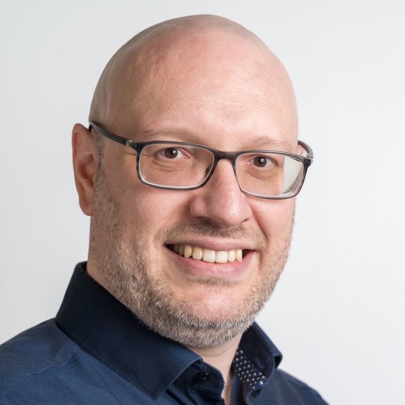 Dr Sebastian Koehler