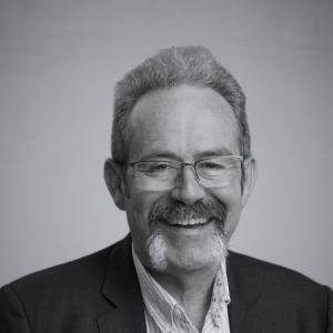 Dr Tom Harwood